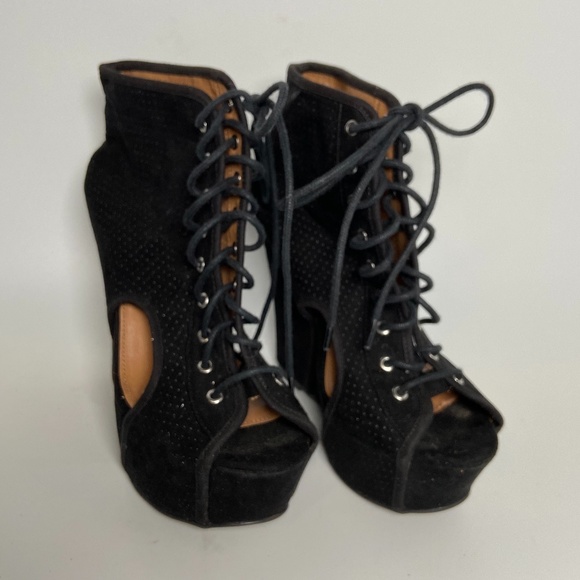 Qupid Black Lace Up Wedge Boots Size 6.5 - Picture 2 of 7